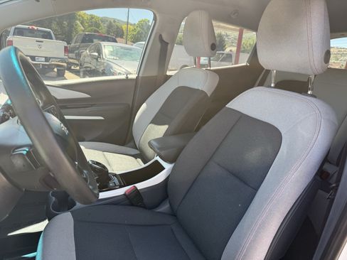 Used 2020 Chevrolet Bolt LT FWD image 13
