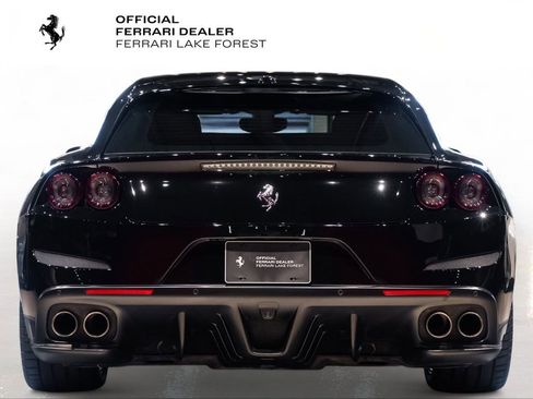 Used 2019 Ferrari GTC4Lusso AWD/4WD image 11