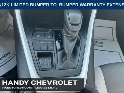 Used 2025 Toyota RAV4 XLE AWD/4WD image 21
