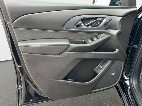 Used 2019 Chevrolet Traverse Premier w/ Redline Edition image 17