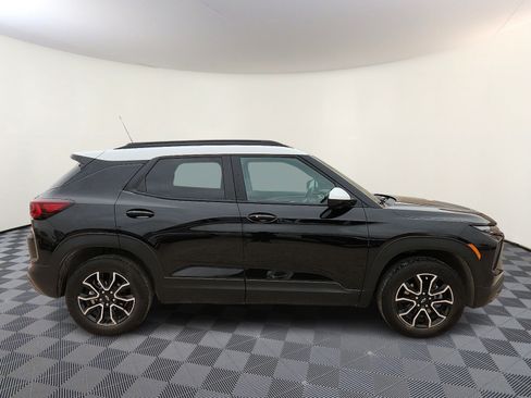 Used 2025 Chevrolet TrailBlazer ACTIV w/ Convenience Package AWD/4WD image 5