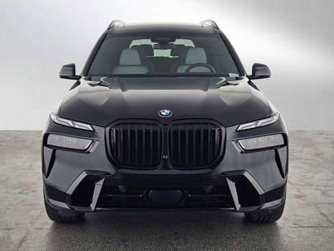 Used 2024 BMW X7 xDrive40i w/ Executive Package AWD/4WD image 8