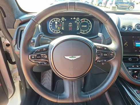 Used 2021 Aston Martin DBX image 15