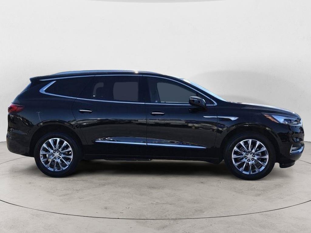 Used 2020 Buick Enclave Premium w/ Sun and Sites Package FWD image 2