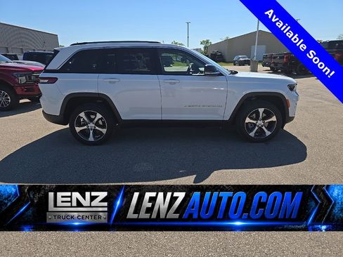 Used 2022 Jeep Grand Cherokee Limited 4xe AWD/4WD image 1