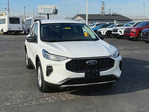 Used 2025 Ford Escape Active AWD/4WD image 3