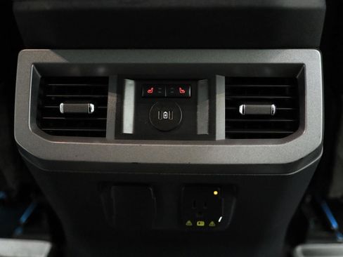 Used 2023 Ford F350 Lariat image 57