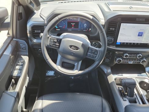Used 2025 Ford F150 Lariat w/ Equipment Group 501A Mid AWD/4WD image 17