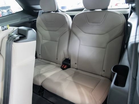 New 2025 Volvo EX90 Ultra image 16