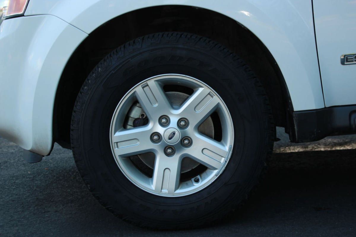 Used 2008 Ford Escape 4WD Hybrid image 24