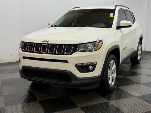 Used 2019 Jeep Compass Latitude image 5