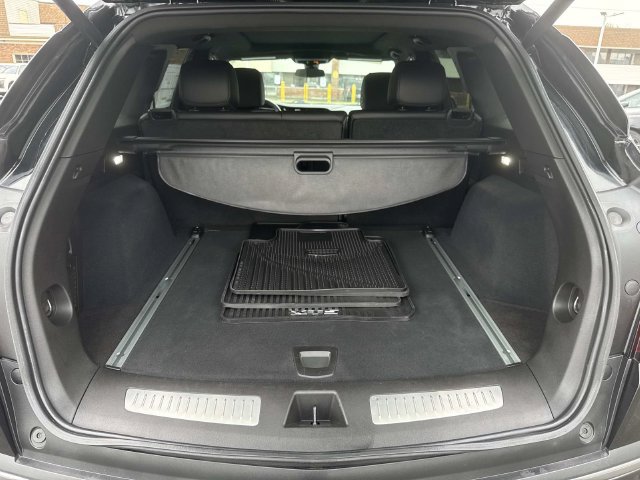 Certified 2023 Cadillac XT5 Premium Luxury AWD/4WD image 58