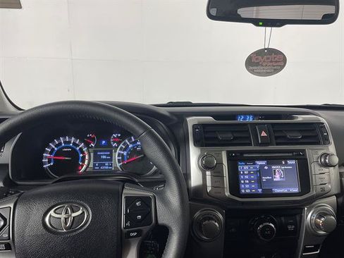 Certified 2018 Toyota 4Runner SR5 Premium AWD/4WD image 16