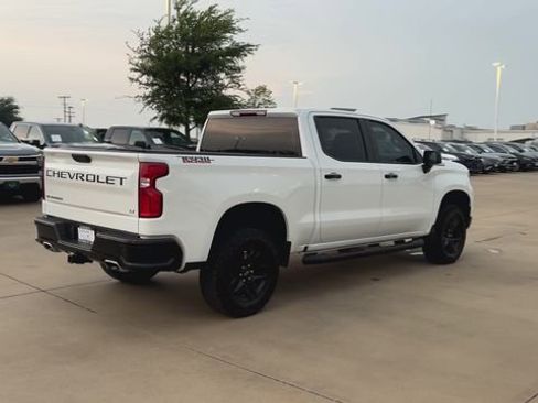 Used 2024 Chevrolet Silverado 1500 LT Trail Boss AWD/4WD image 8