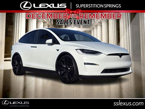 Used 2022 Tesla Model X Plaid image 1