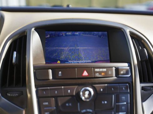 Used 2013 Buick Verano Convenience image 9