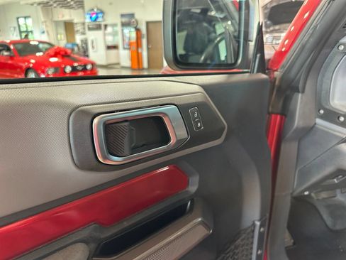 Used 2021 Ford Bronco Black Diamond AWD/4WD image 13