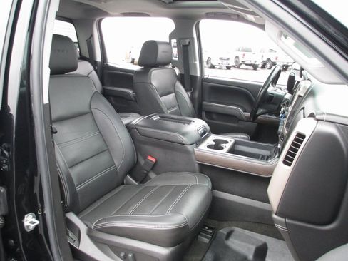 Used 2018 GMC Sierra 1500 Denali w/ Denali Ultimate Package image 24