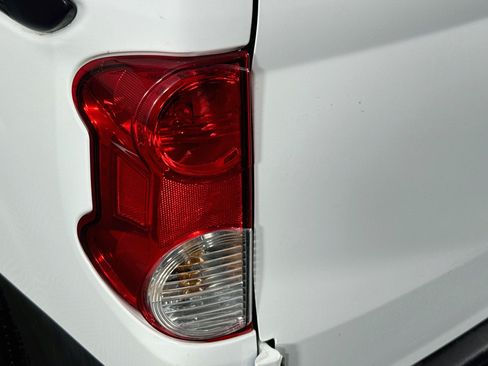 Used 2021 Nissan NV200 S FWD image 29