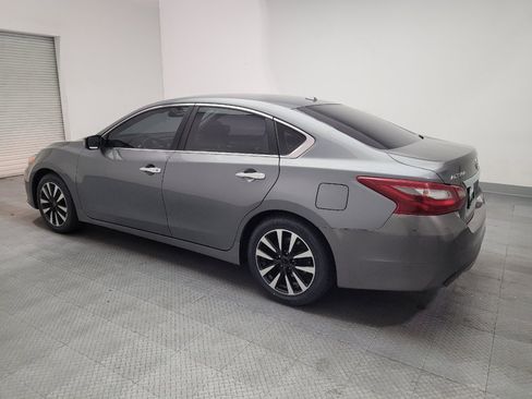 Used 2018 Nissan Altima 2.5 SV FWD image 3