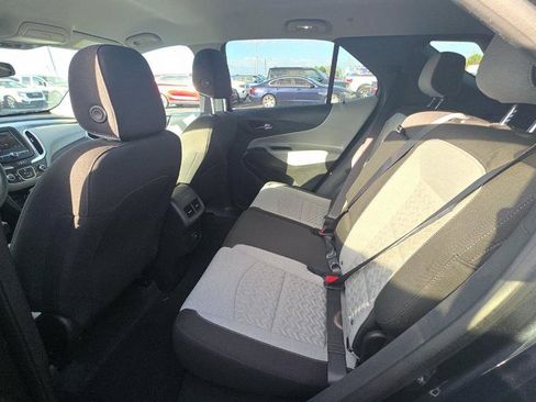 Used 2023 Chevrolet Equinox LT FWD image 12