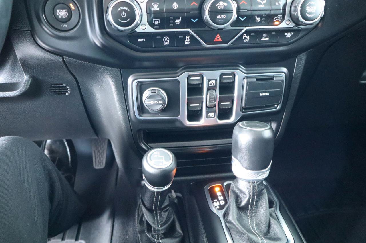 Used 2020 Jeep Gladiator Overland AWD/4WD image 22