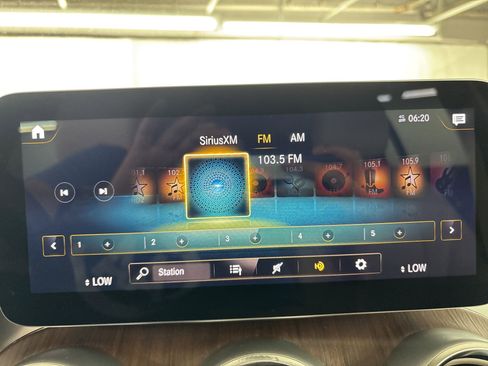 Certified 2022 Mercedes-Benz GLC 300 image 22