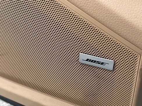 Certified 2020 Porsche Cayenne image 31