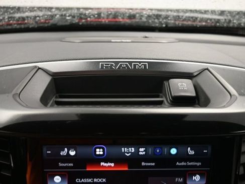 Used 2022 RAM 1500 Laramie AWD/4WD image 23