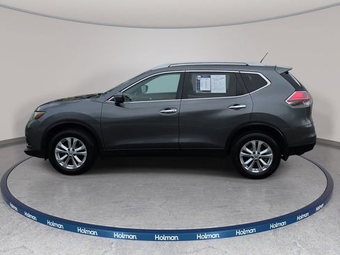Used 2015 Nissan Rogue SV w/ SV Premium Package AWD/4WD image 9
