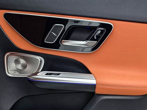 New 2026 Mercedes-Benz GLC 300 4MATIC image 37
