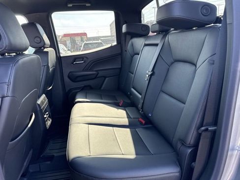 New 2026 GMC Canyon Elevation w/ Convenience Package image 9