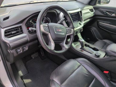 Used 2019 GMC Acadia SLT image 9