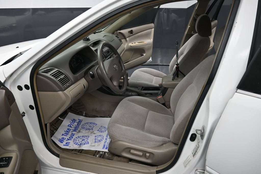 Used 2003 Toyota Camry LE FWD image 29