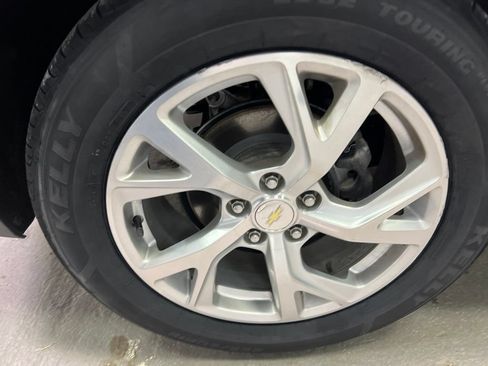 Used 2021 Chevrolet Equinox Premier AWD/4WD image 43