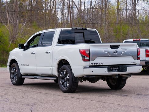 Used 2020 Nissan Titan Platinum Reserve AWD/4WD image 7