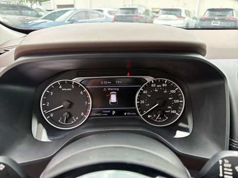 Used 2021 Nissan Rogue SL FWD image 25
