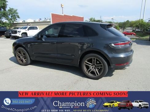 Used 2020 Porsche Macan AWD/4WD image 6
