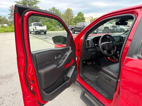 Certified 2023 Nissan Frontier Pro-X w/ Pro-X Premium Package RWD image 15