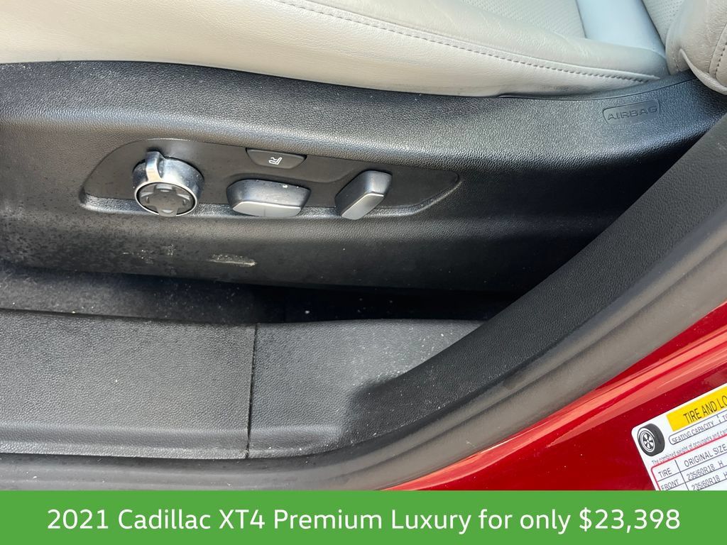 Used 2021 Cadillac XT4 Premium Luxury FWD image 18