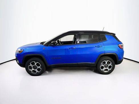 Used 2022 Jeep Compass Trailhawk w/ Sun and Sound Group AWD/4WD image 8