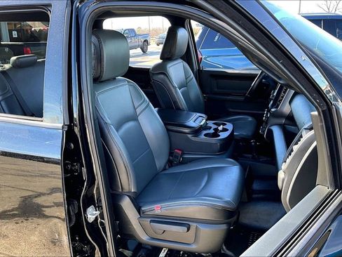 Used 2023 RAM 2500 Tradesman AWD/4WD image 28