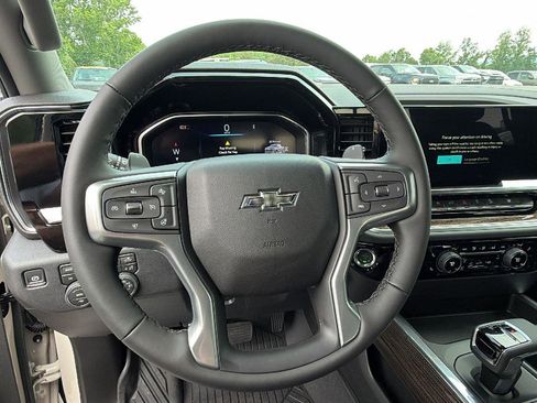 New 2026 Chevrolet Silverado 1500 RST w/ RST All Star Premium Package AWD/4WD image 19