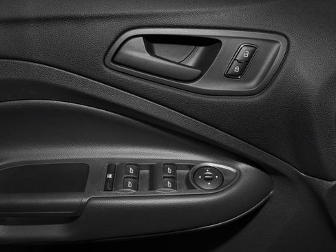 Used 2016 Ford Escape SE FWD image 21
