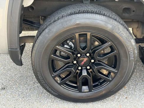 Used 2024 GMC Sierra 1500 Elevation RWD image 5