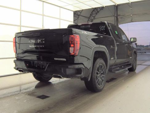 Used 2024 GMC Sierra 1500 Elevation w/ Elevation Premium Package AWD/4WD image 5