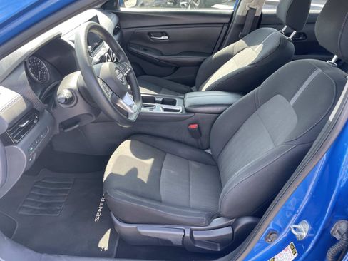 Used 2024 Nissan Sentra SV FWD image 15