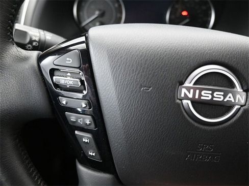 Used 2024 Nissan Armada SL image 22