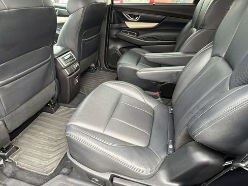 Used 2021 Subaru Ascent Limited w/ Popular Package #2 image 16