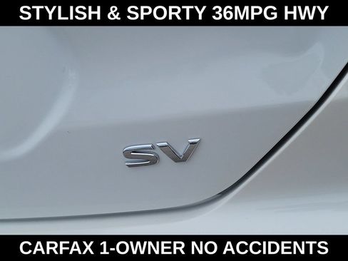 Used 2024 Nissan Kicks SV FWD image 6